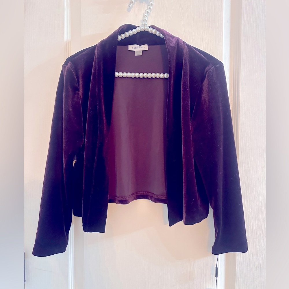 Women’s Calvin Klein Burgundy Velvet Bolero Size Small NWT
